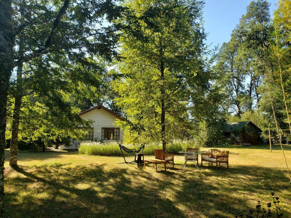 La Casa Del Arbol Villarrica Cabanas-Piscina-Tinajas Exterior foto